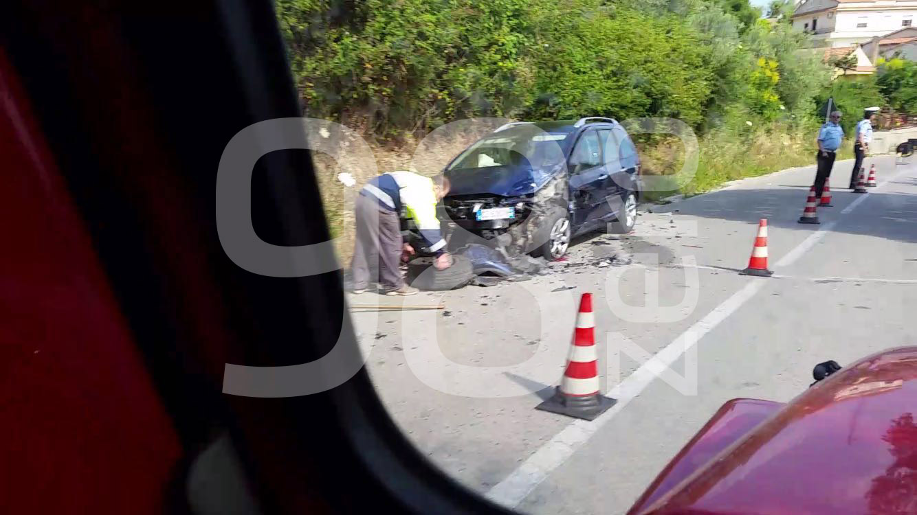 Pazzesco scontro in contrada Marmoro: il video