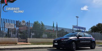Banda specializzata in furti nei supermercati, otto arresti