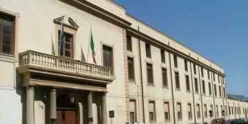La piccola Maria morta a Palermo con segni di benzina sui vestiti, disposta l’autopsia