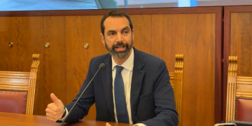 Dimissioni sindaco. Partiti centrodestra: “Basile lascia per un capriccio politico”