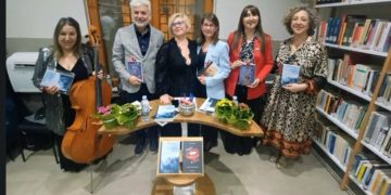 “Archi di parole” incanta Santa Lucia del Mela tra poesia e musica