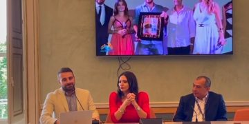 Presentata all’Ars la XV edizione del Marefestival Salina Premio Troisi. Cast stellare per l’evento