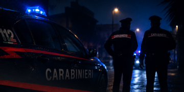 Carabiniere ferito con un coltello durante un intervento: arrestato un 28enne