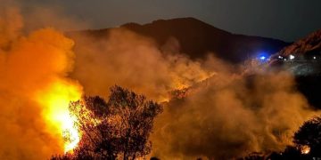 Floresta: domato l’incendio. Impiegati anche due Canadair per lo spegnimento delle fiamme