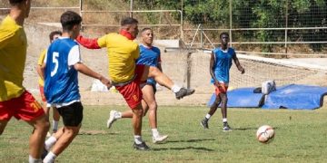 Calcio, Eccellenza: la Messana Riviera vince il test in famiglia contro la Juniores