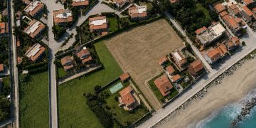 Rodia, il nuovo parcheggio è realtà, stop alla sosta selvaggia che bloccava anche i soccorsi