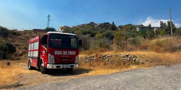 Taormina: domato l’incendio di contrada Mastrissa